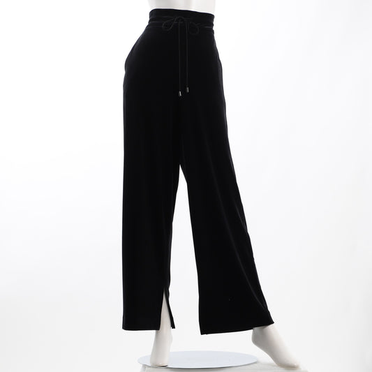 柔らかいベロアストレッチパンツ