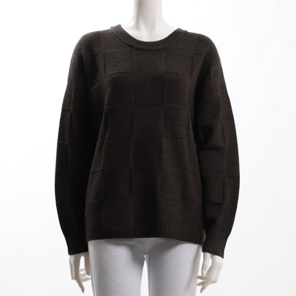 大きめ編み地ニット