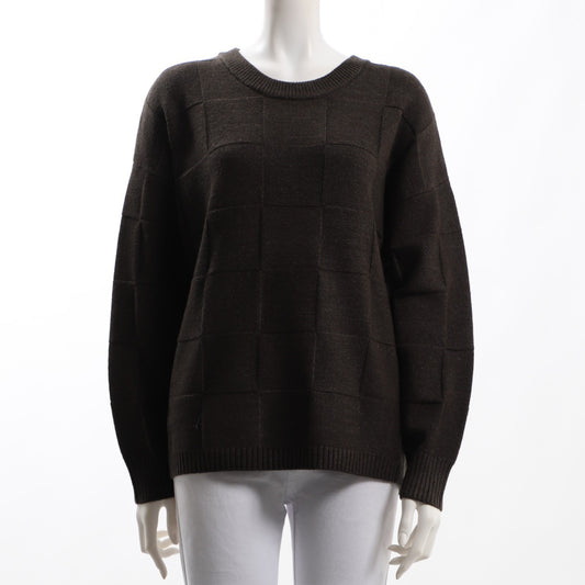 大きめ編み地ニット