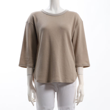 柔らかい素材のサーマルトップス