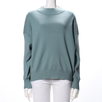 ゆったりデザインクルーネックニット