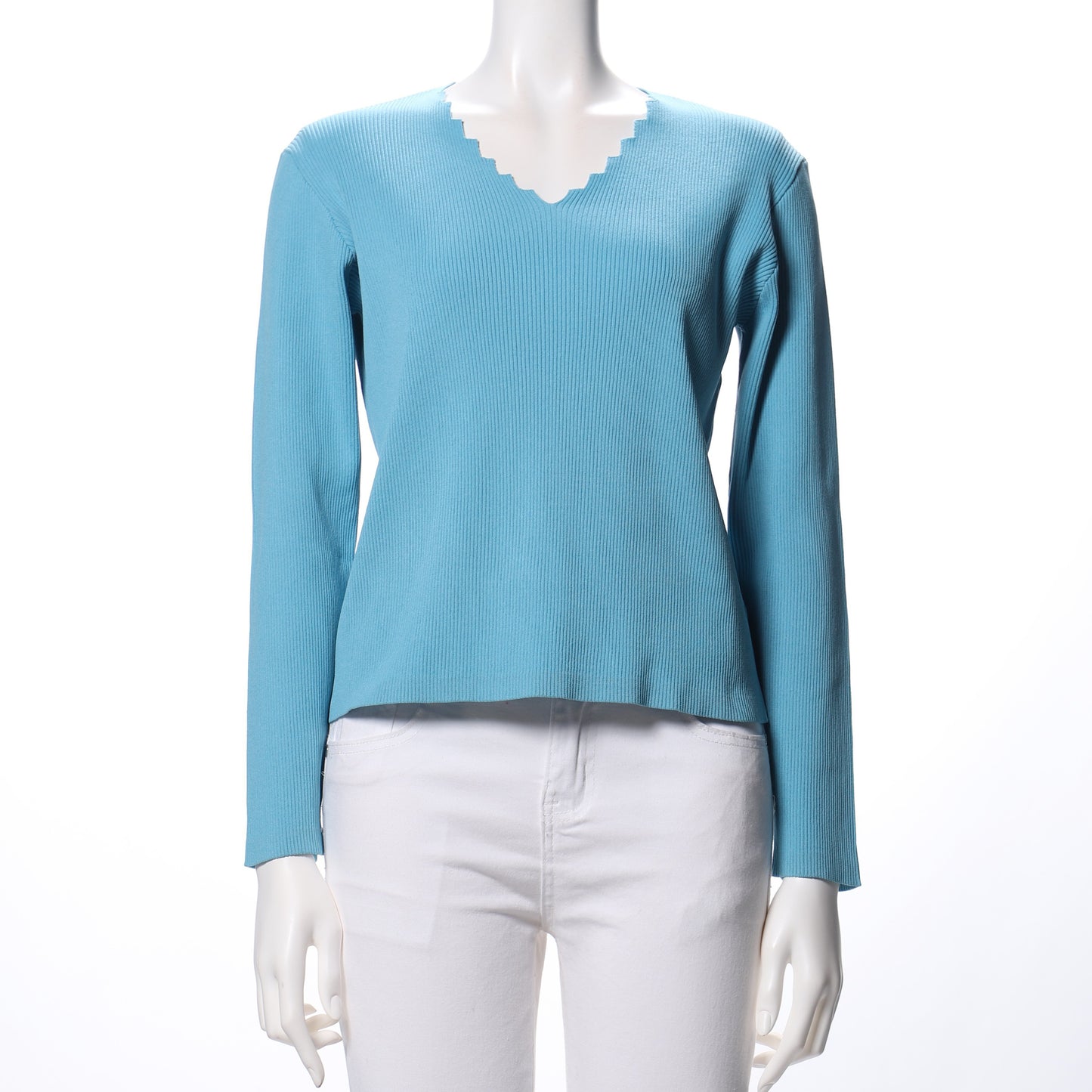 ネックラインデザインリブニット