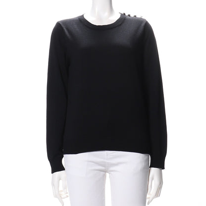 ショルダーボタンクルーネックニット