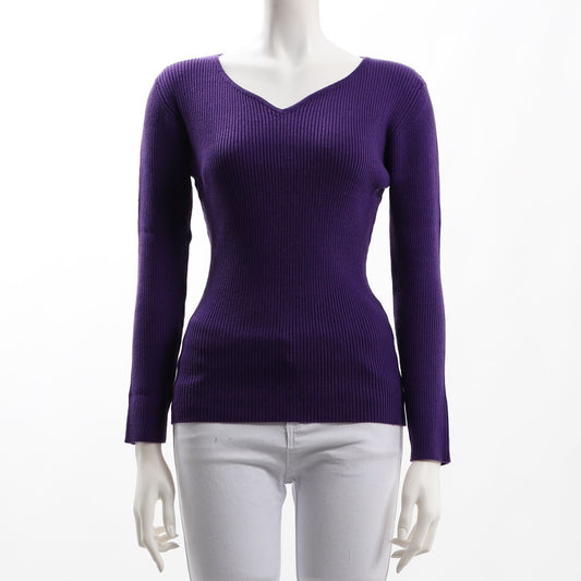 ネックラインデザインリブニット