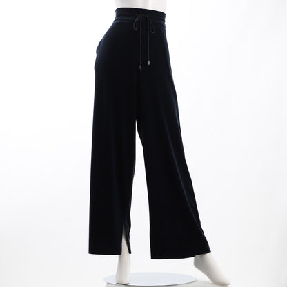 柔らかいベロアストレッチパンツ