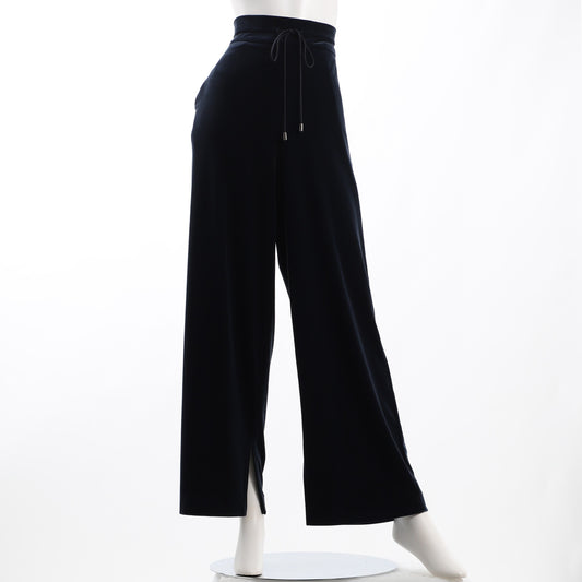 柔らかいベロアストレッチパンツ