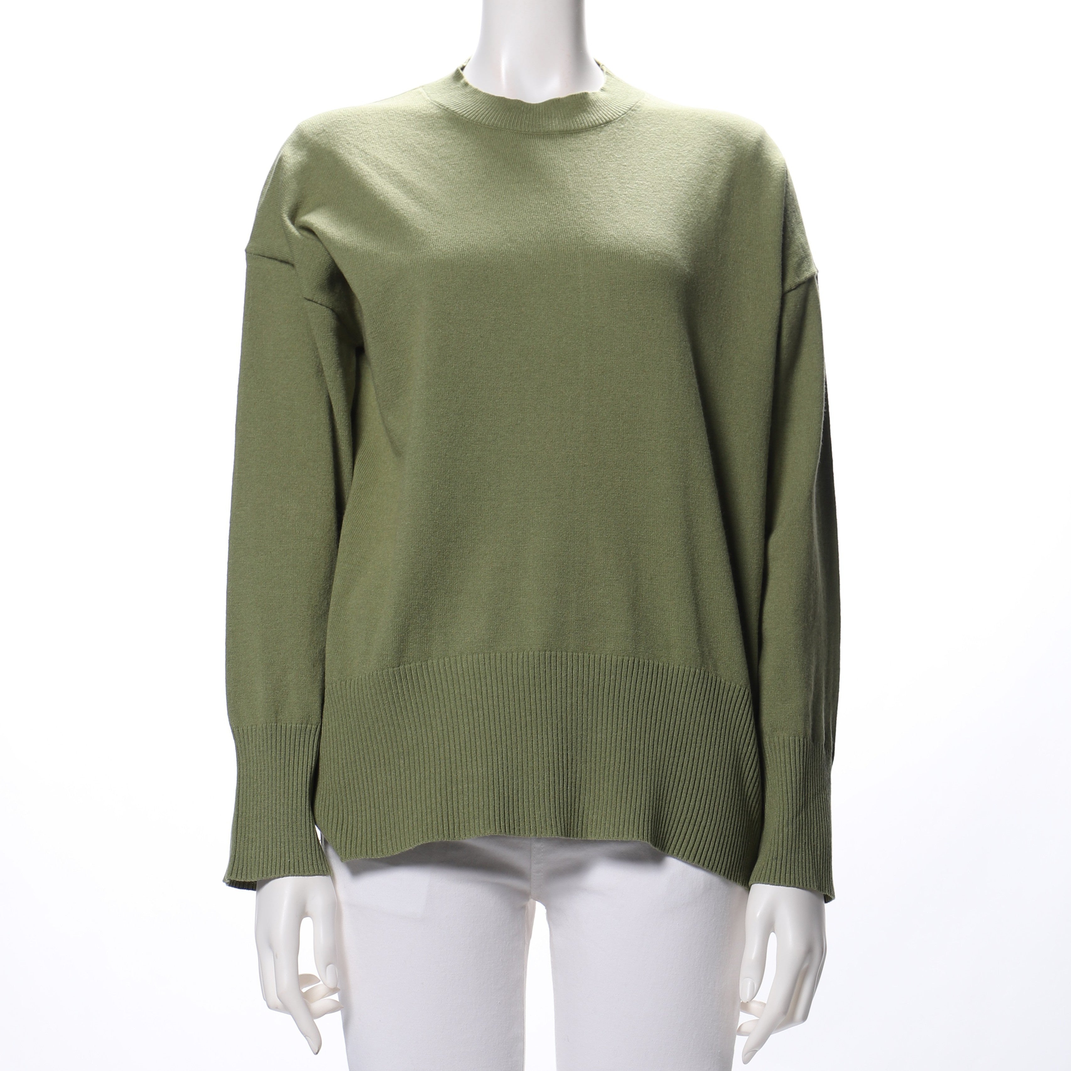 首詰まりドロップショルダーニット