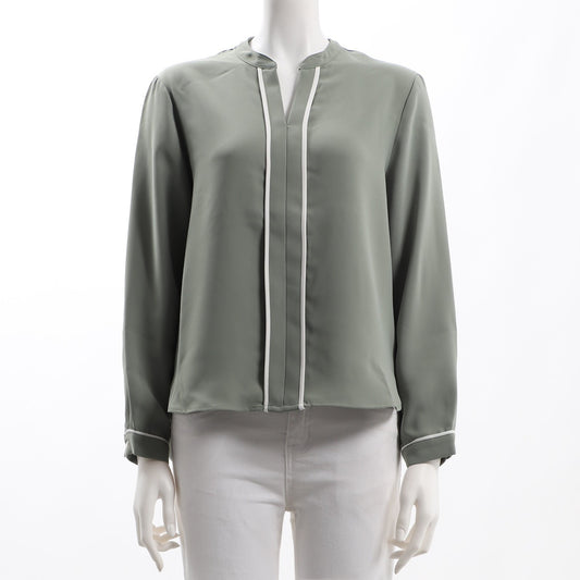 ラインデザインブラウス