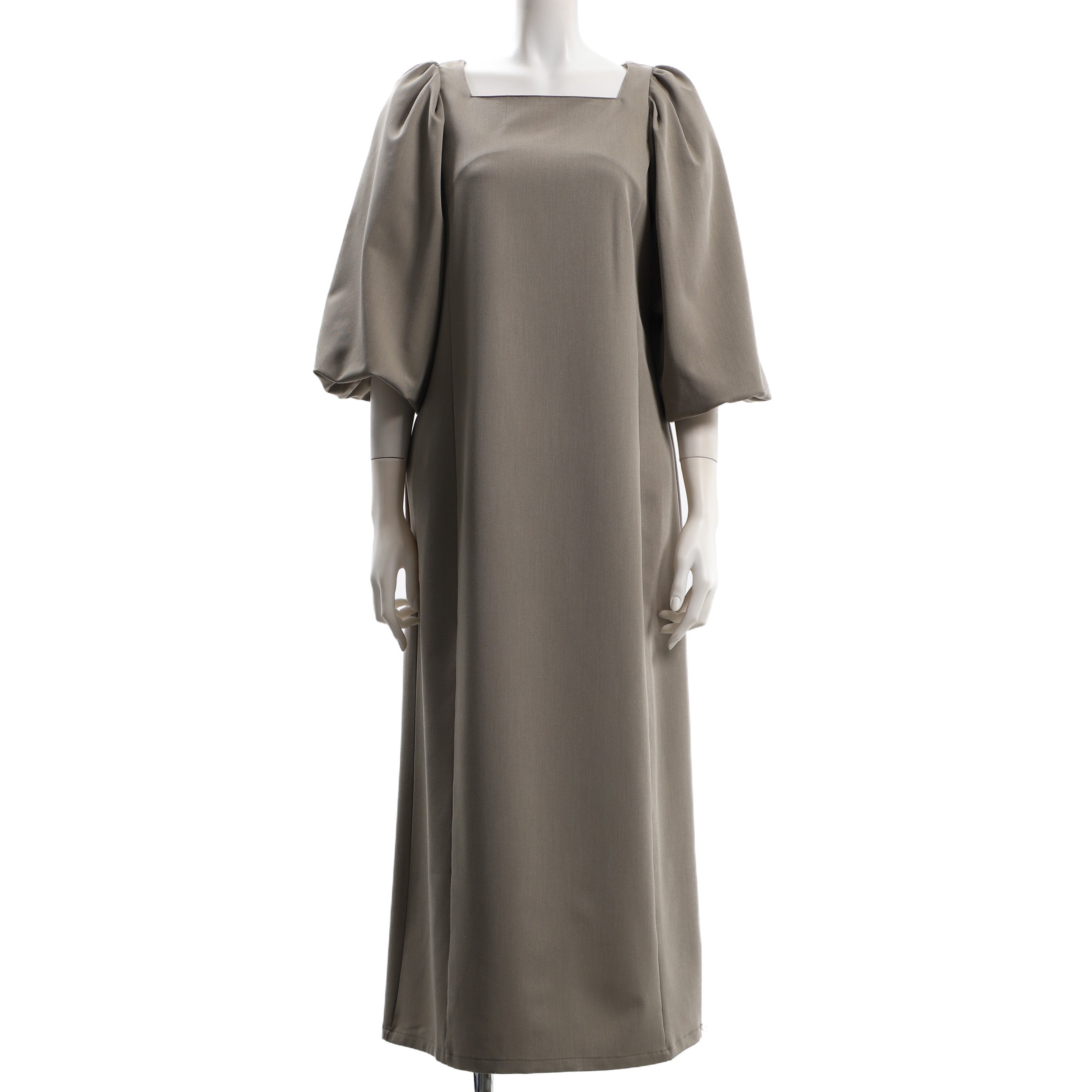 ふんわりパフスリーブワンピース