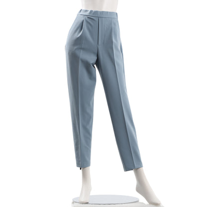 タック入りテーパードパンツ