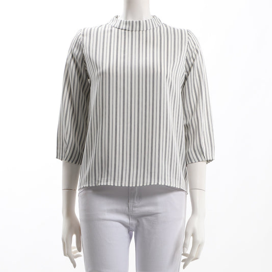 ストライプ柄スタンドカラーブラウス
