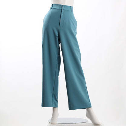 シンプルストレートパンツ