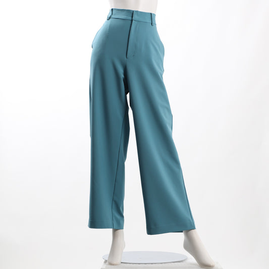 シンプルストレートパンツ
