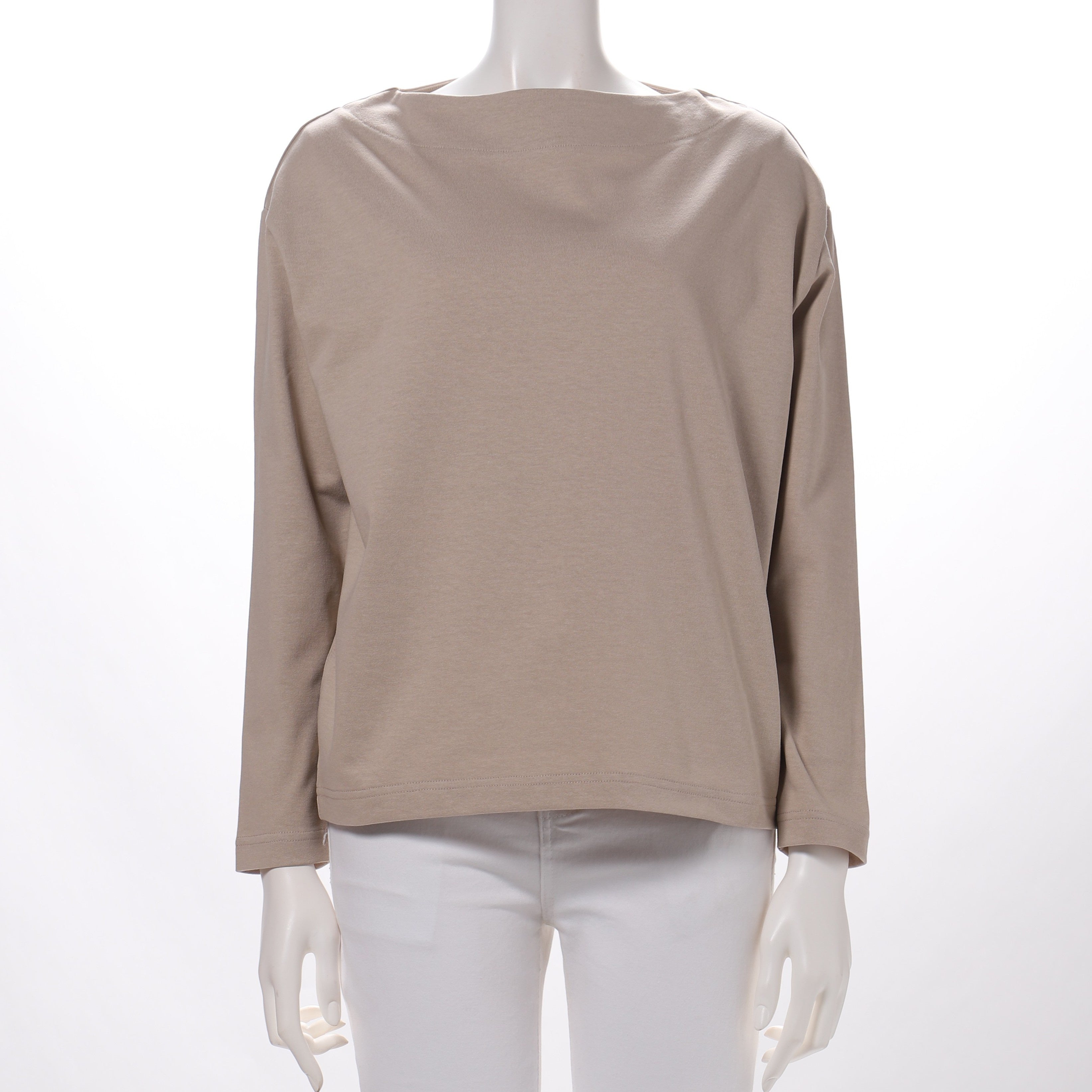 スラッシュドネックドロップショルダーカットソー