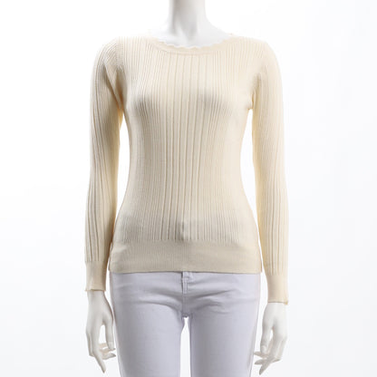 スカラップネックニット