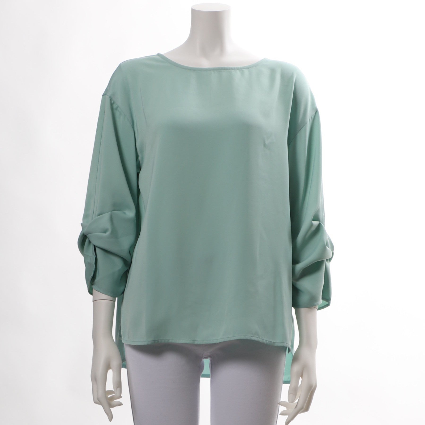 袖口デザインラウンドネックブラウス