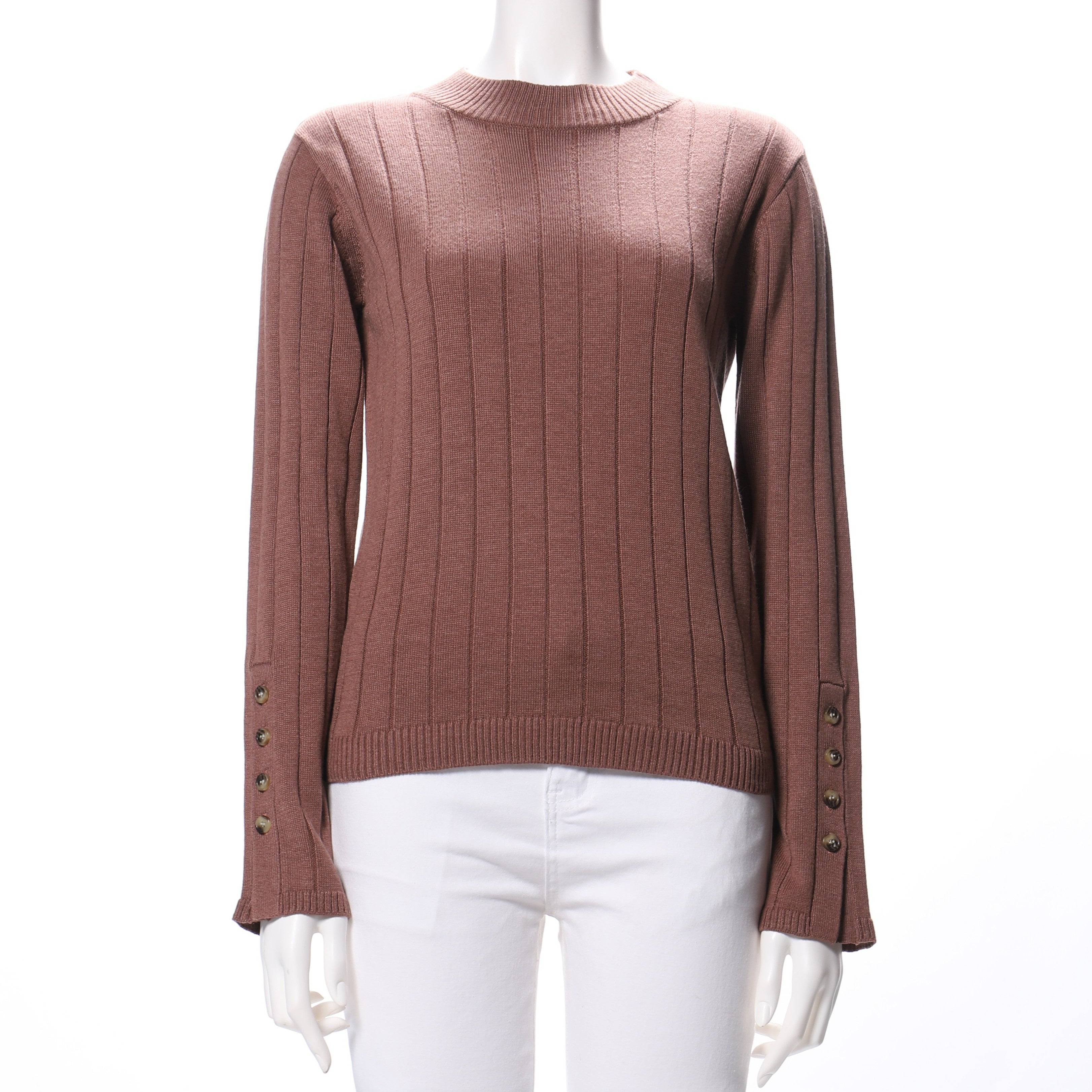 袖口ボタンニット