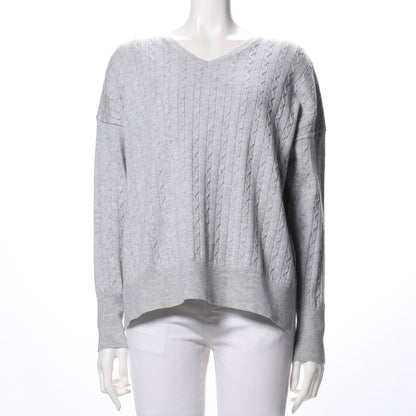 デザイン編みVネックニット