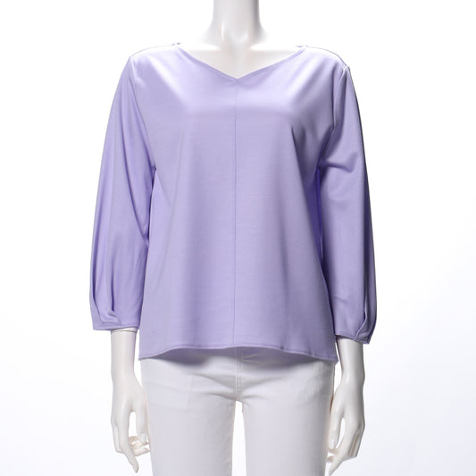 タックデザインVネックカットソー