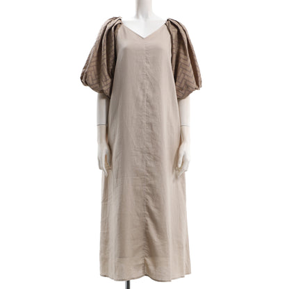 お袖デザインVネックワンピース