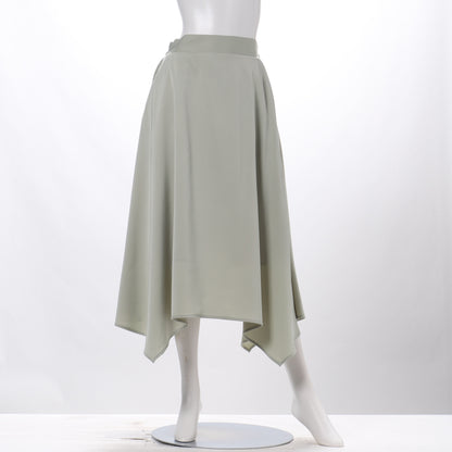 バックゴムイレギュラーヘムフレアスカート