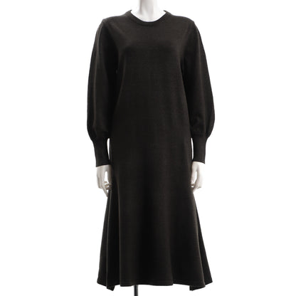 ボリュームスリーブニットワンピース