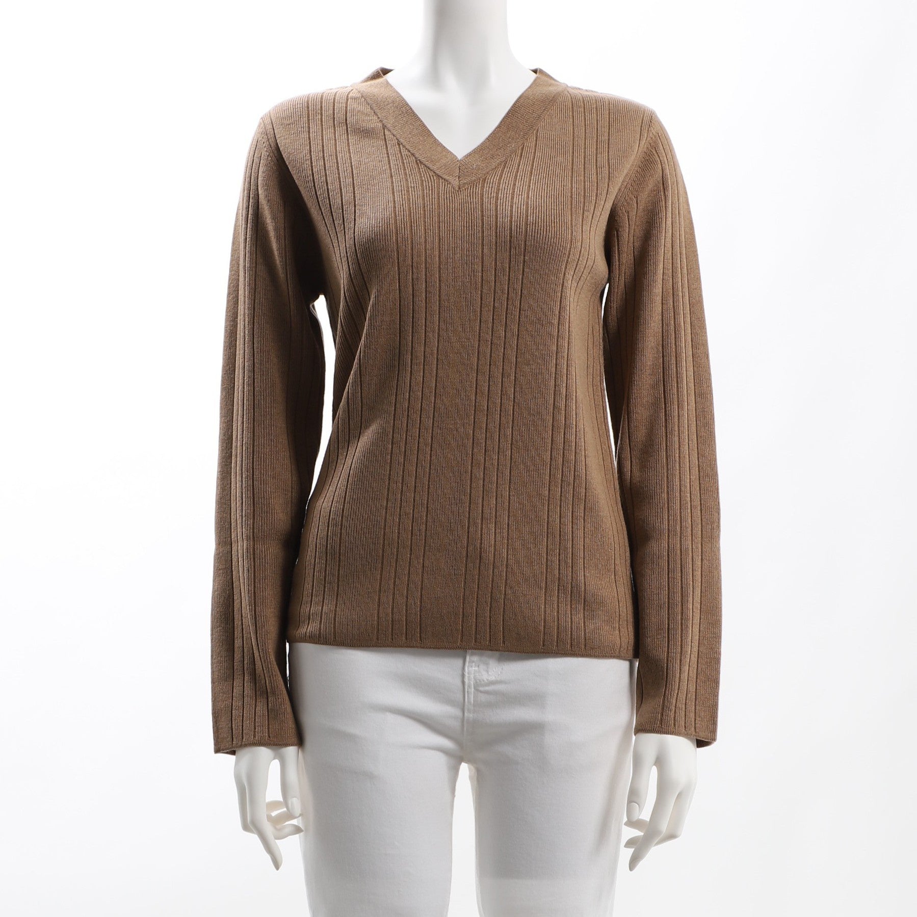 Vネックリブニット