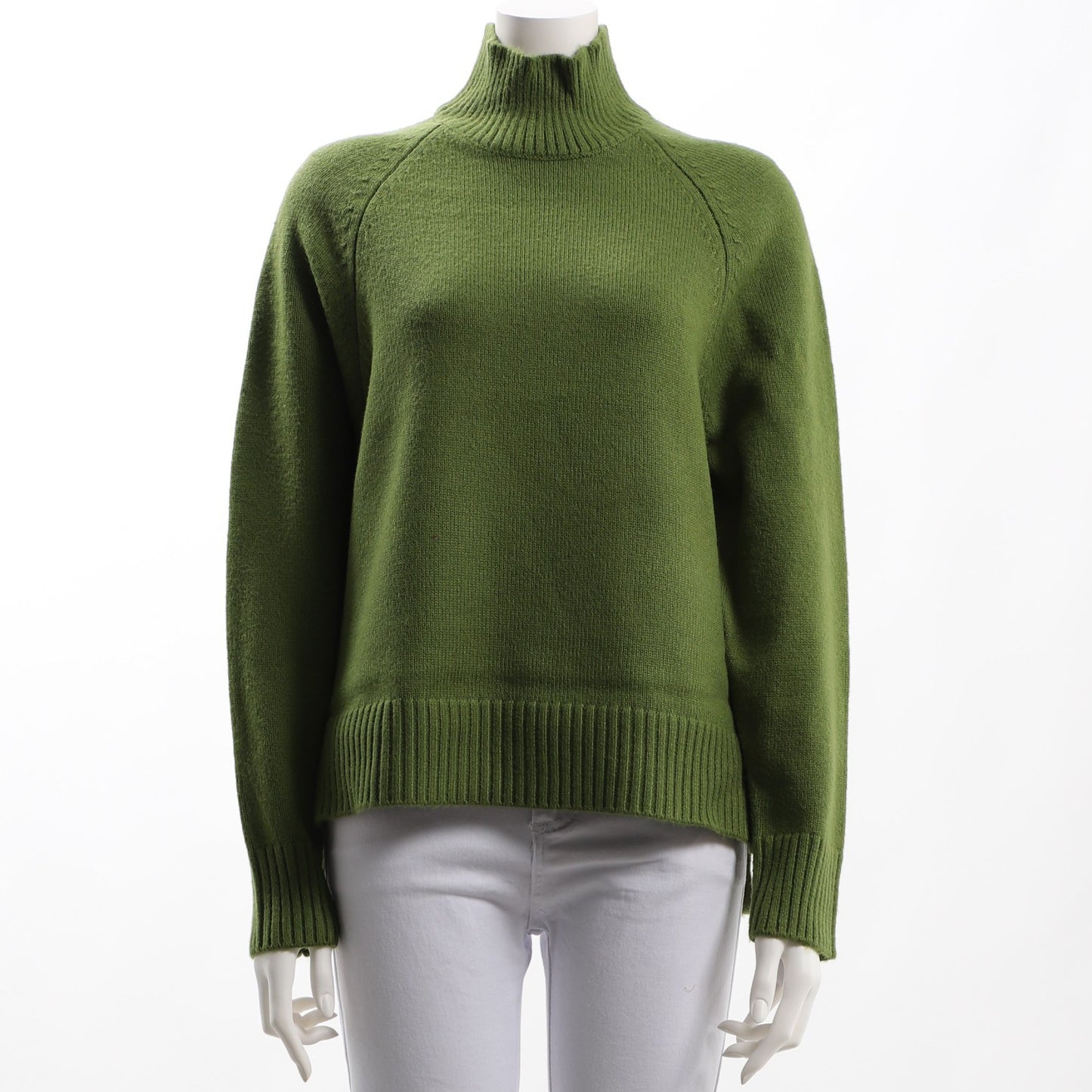 ハイネックラグランスリーブニット