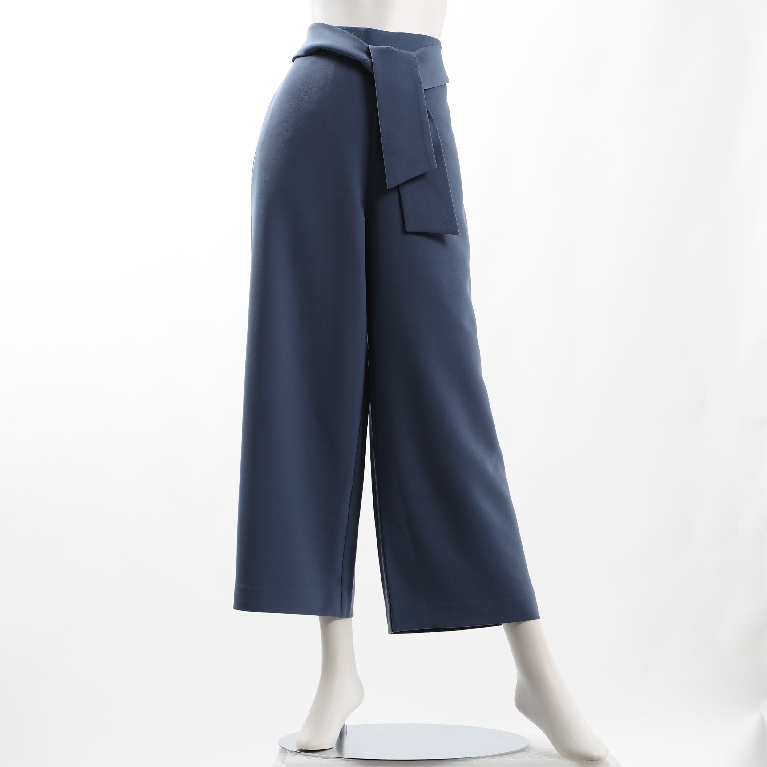 太ベルトワイドパンツ