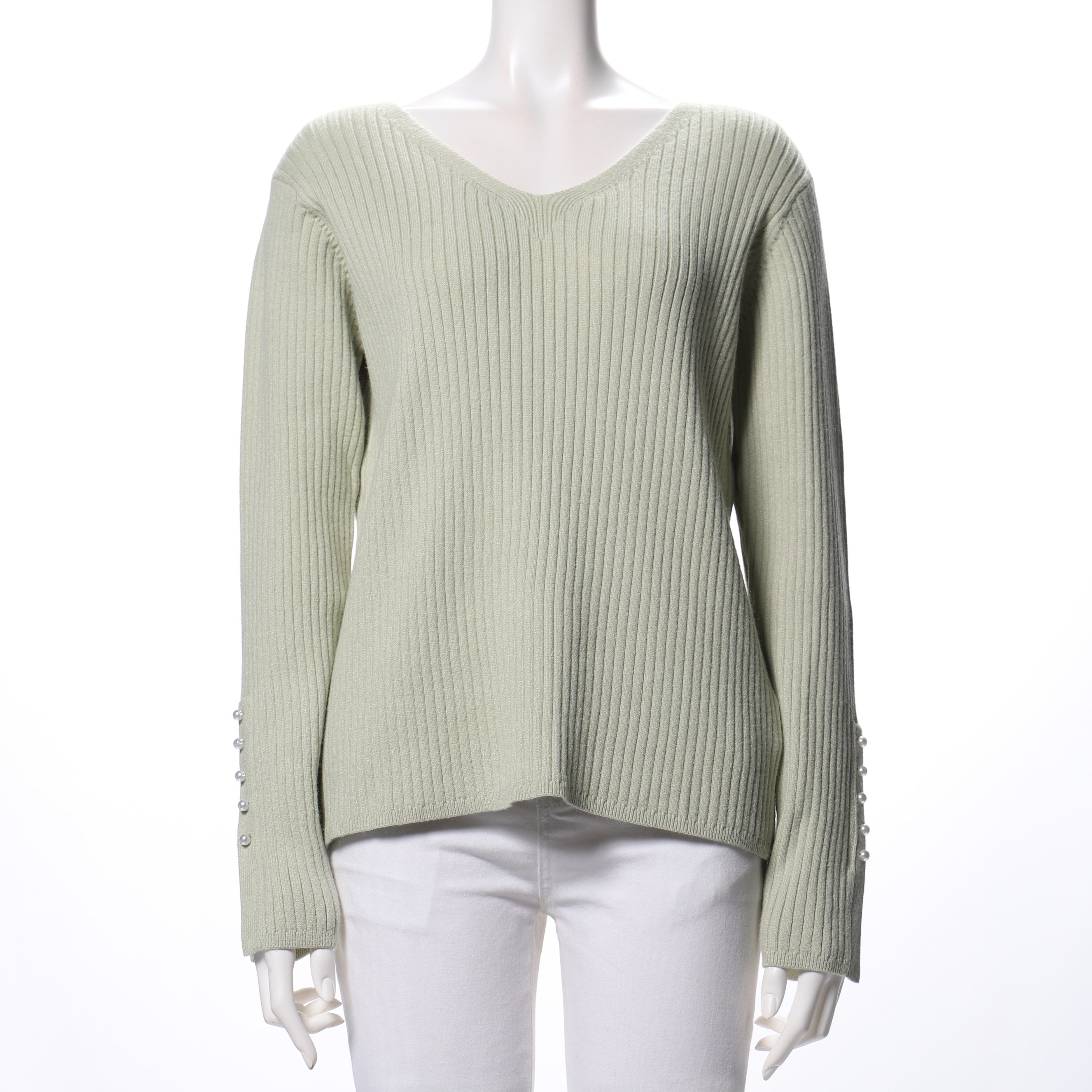 パールボタンVネックニット