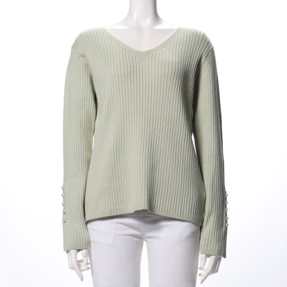 パールボタンVネックニット