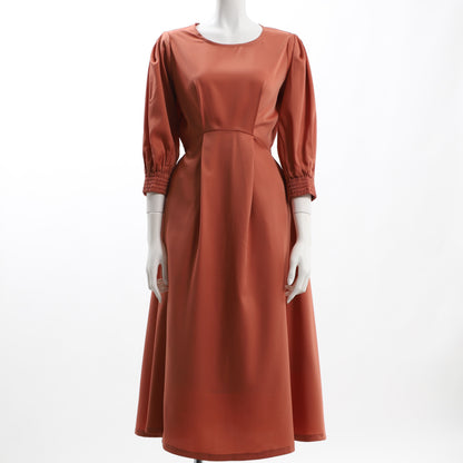 お袖デザインラウンドネックワンピース