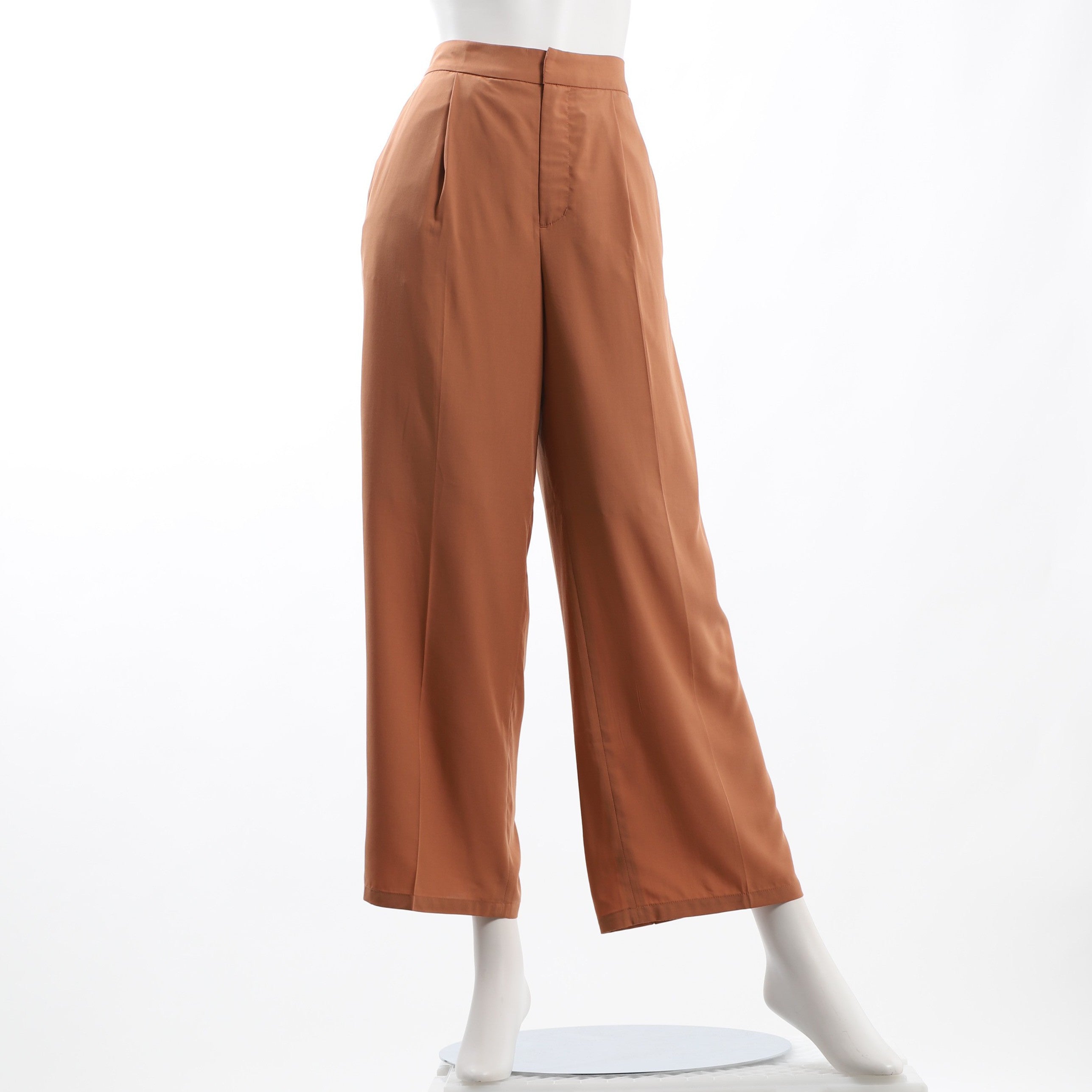 タックワイドパンツ