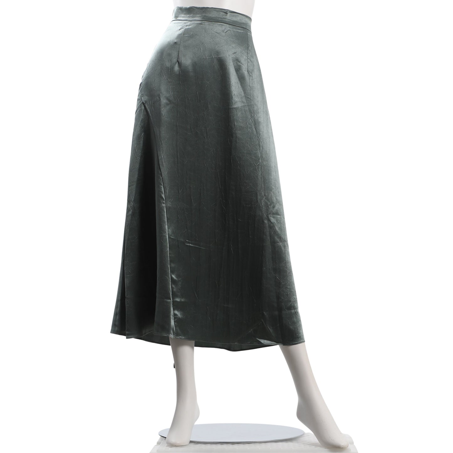 光沢感のあるバックゴムフレアスカート