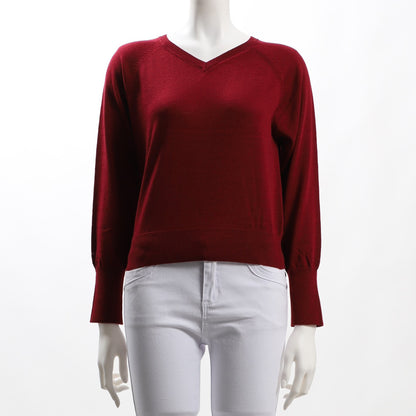 シンプルデザインニット