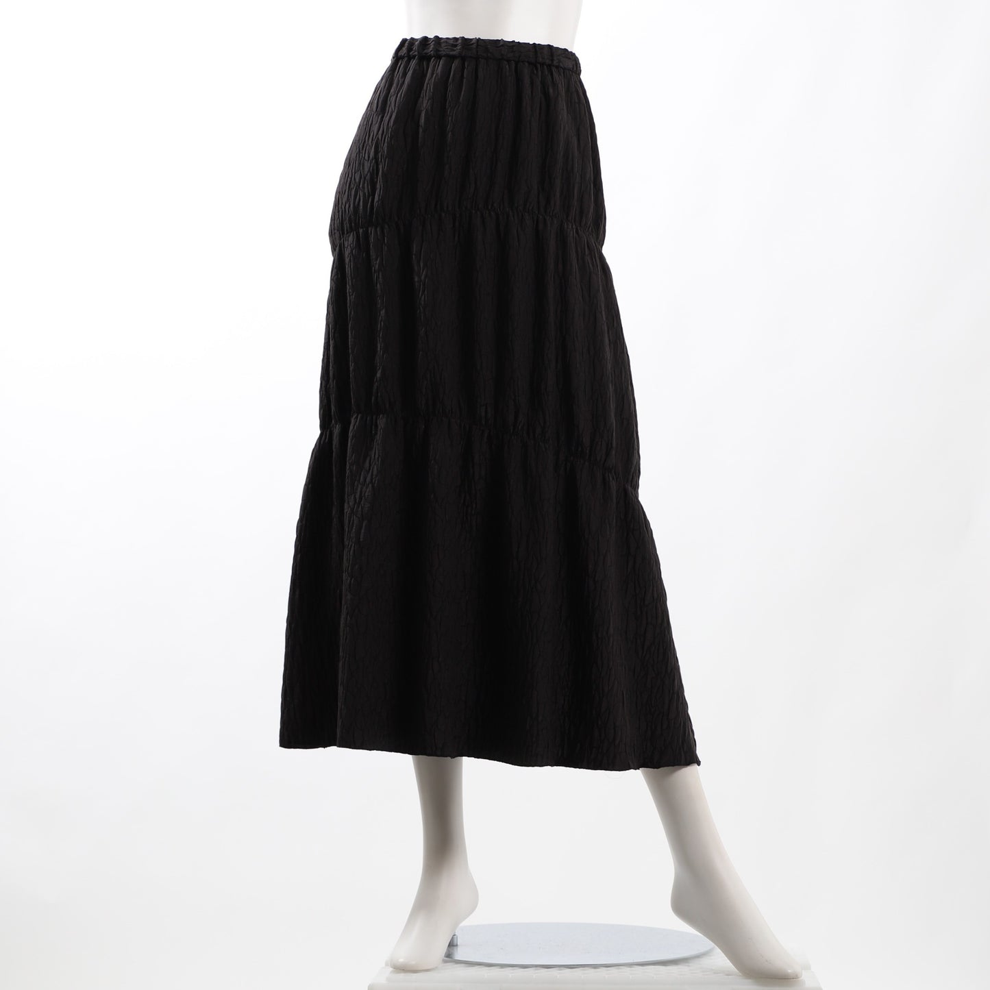 ポコポコ生地ティアードスカート