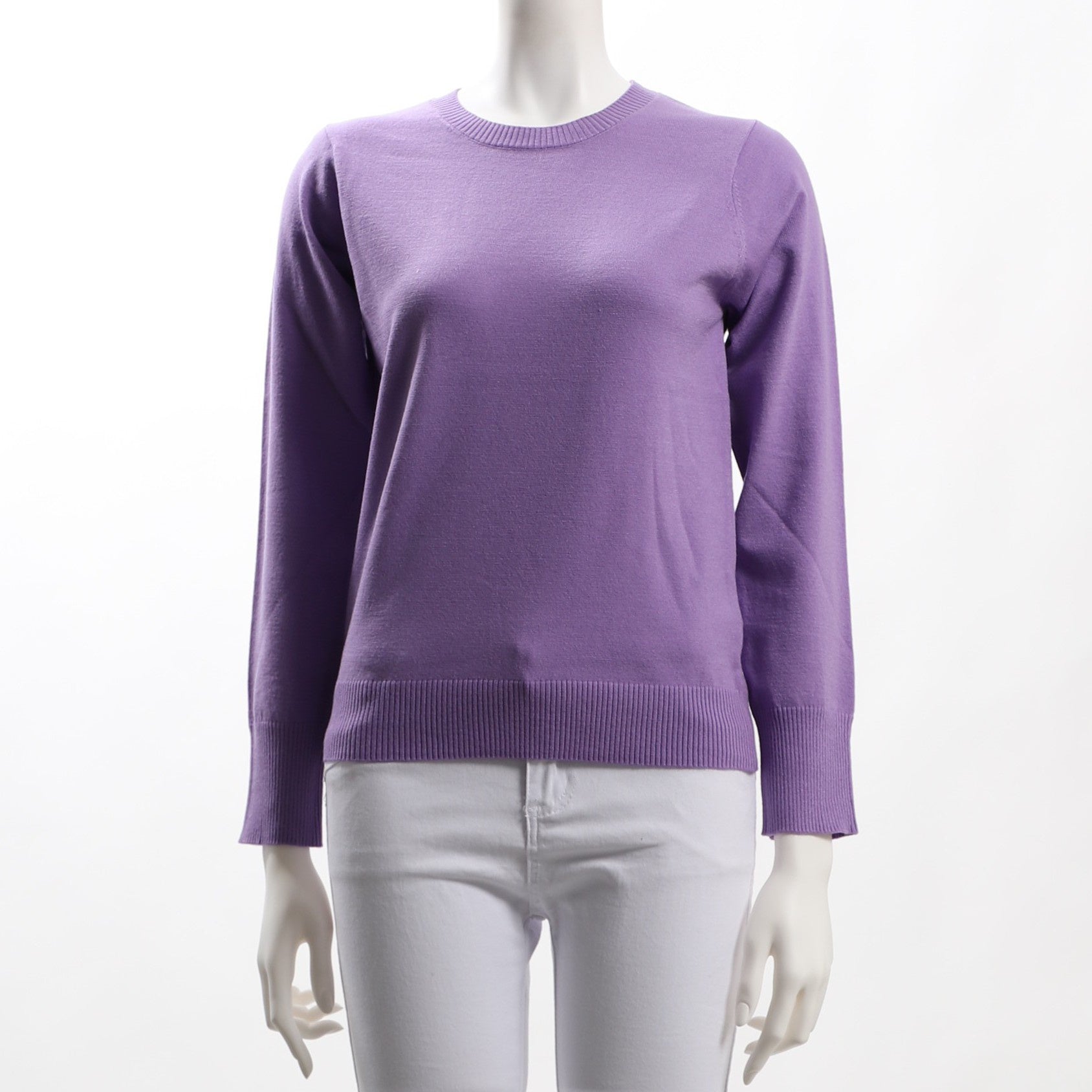 ベーシッククルーネックニット