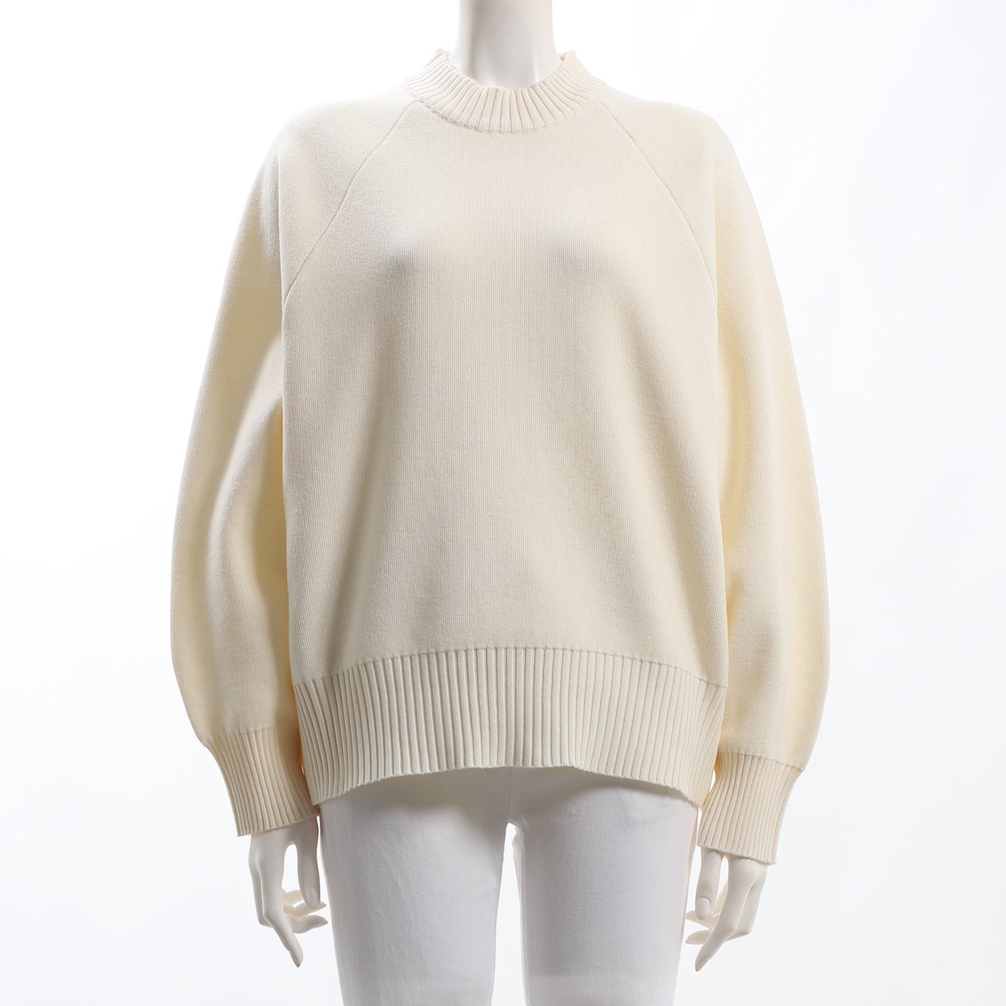 ボリュームスリーブニット