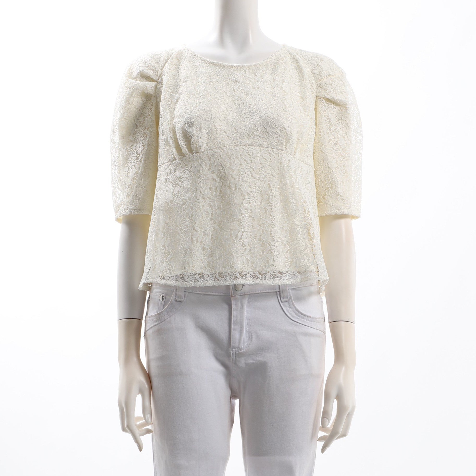 切り替えデザインレースブラウス