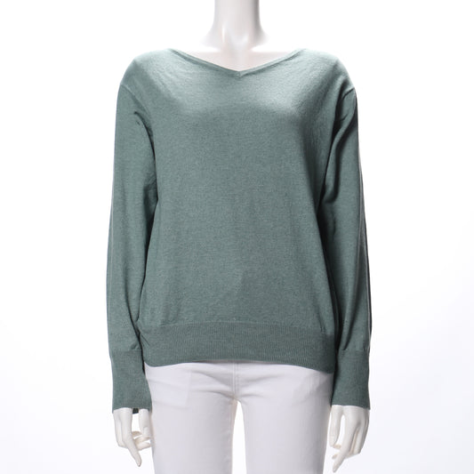 ベーシックVネックニット