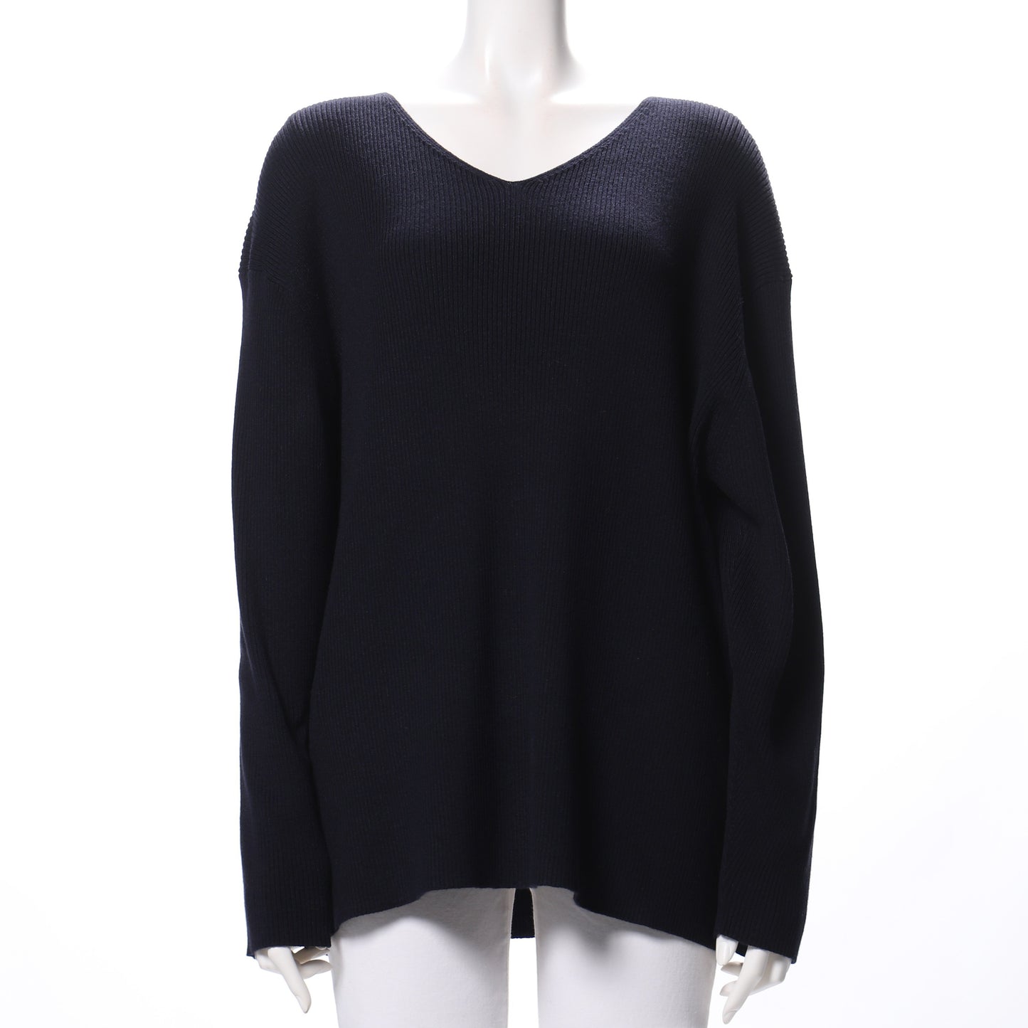 Vネックリブニット