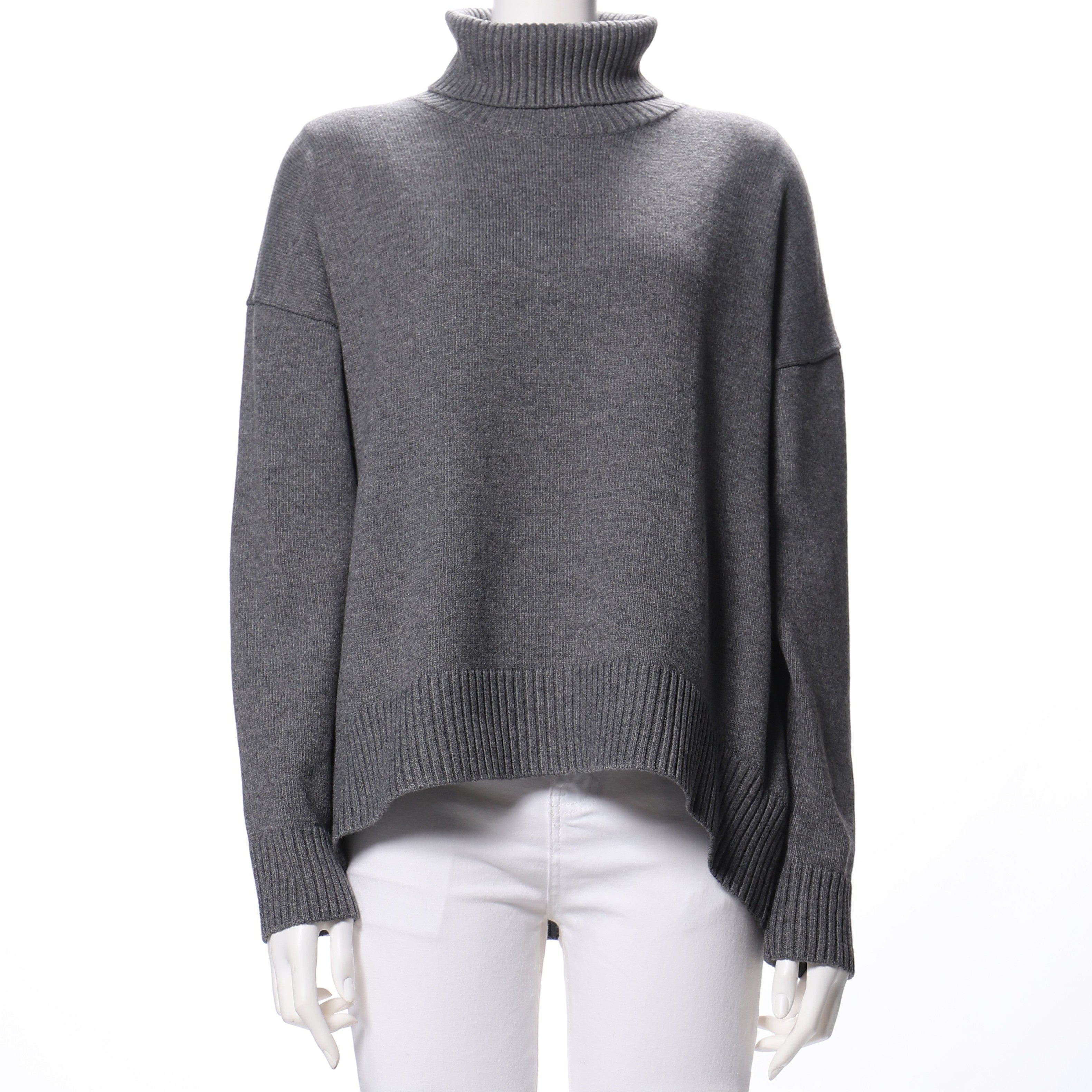 ドロップショルダータートルネックニット