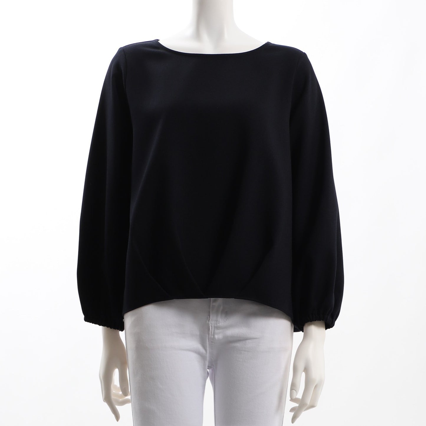 裾タックボートネックブラウス