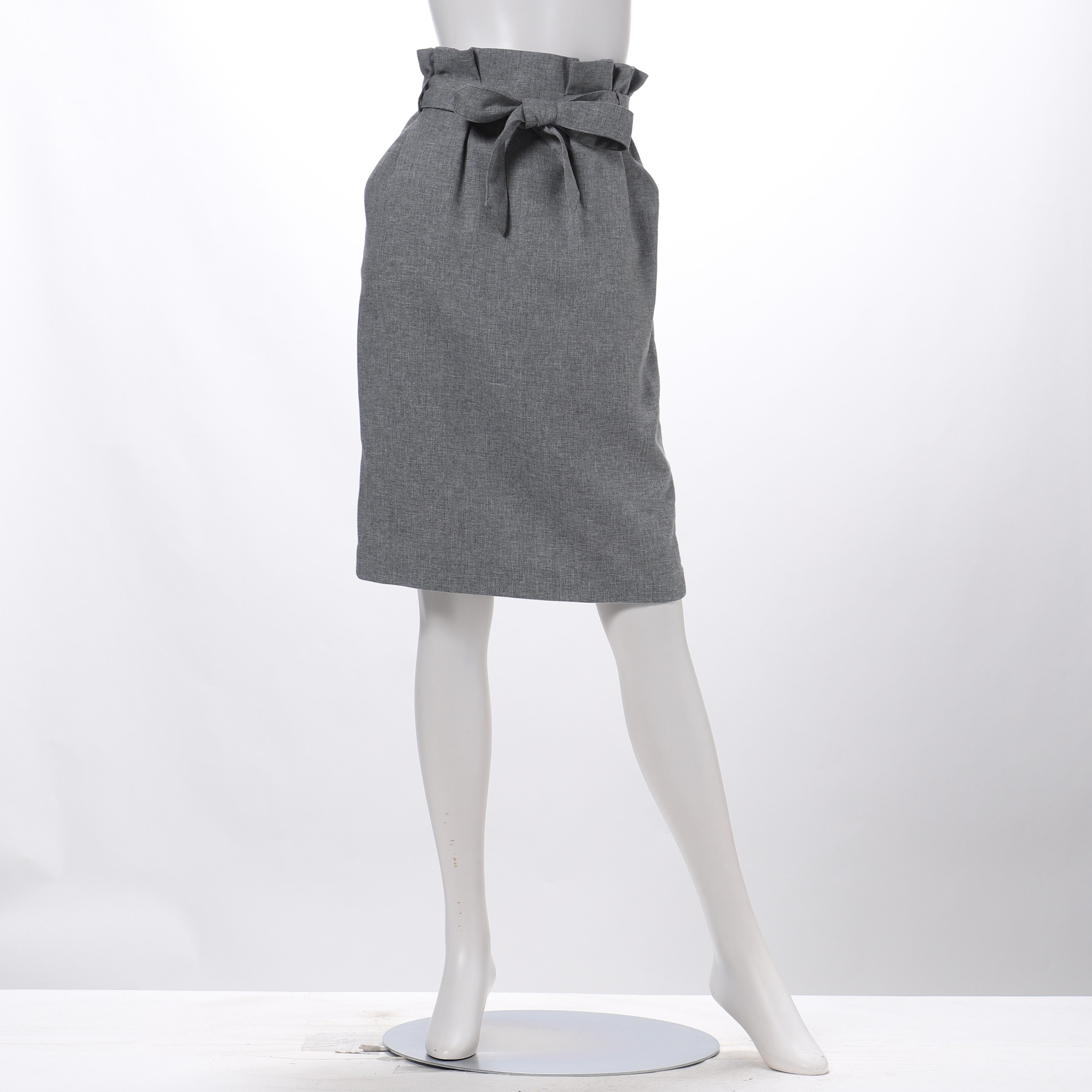 リボンベルト付きタイトスカート