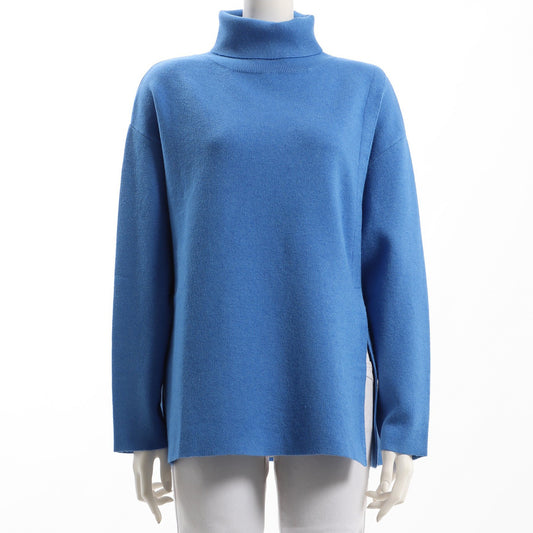 サイドスリットタートルネックニット