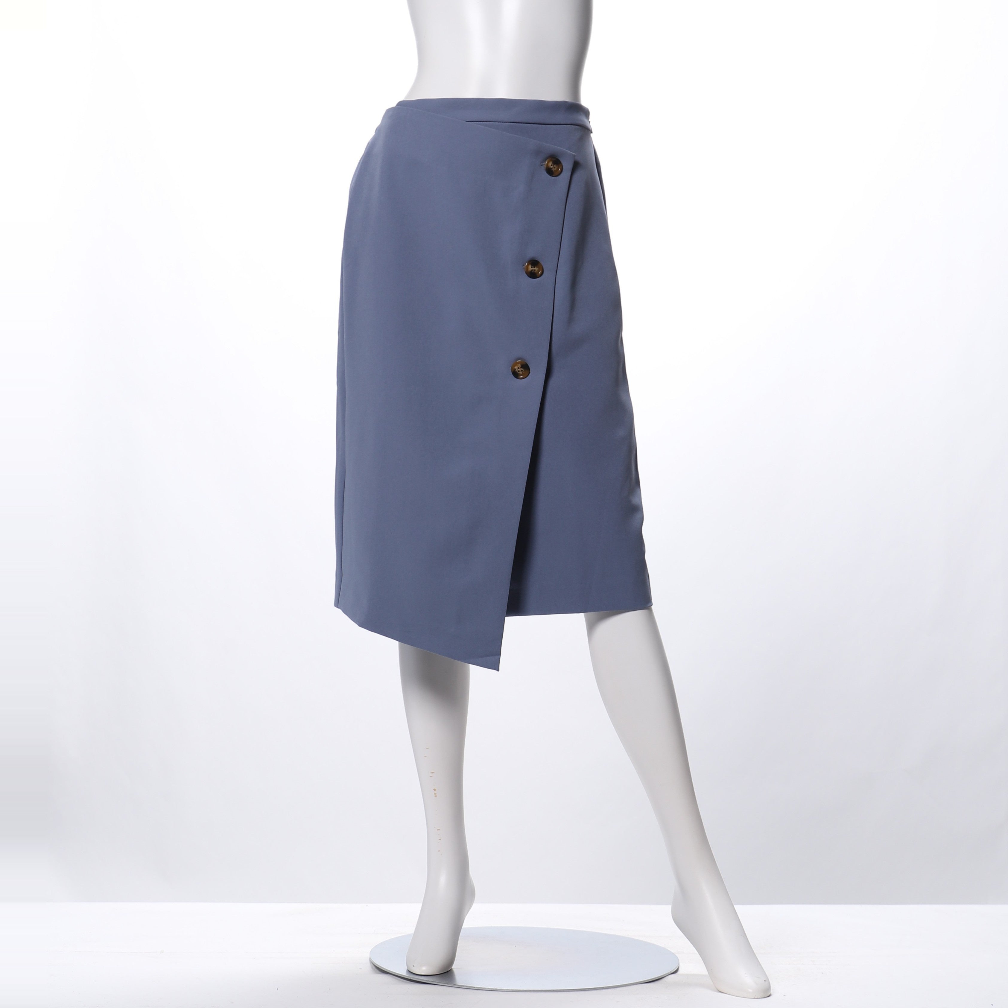 ラップ風タイトスカート