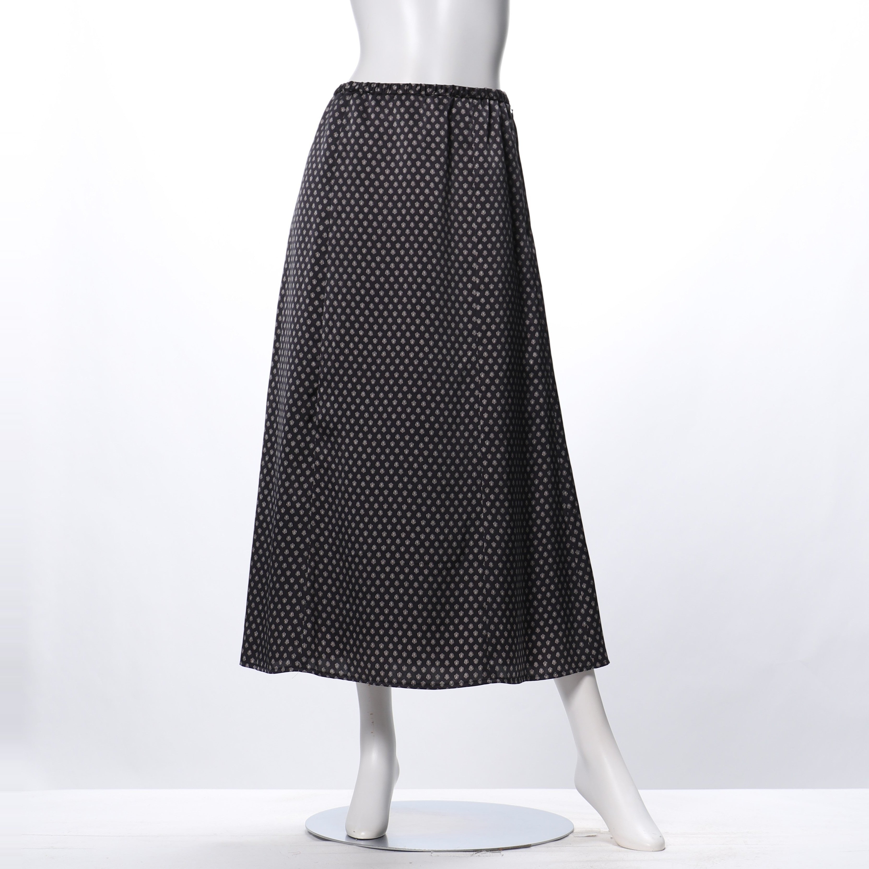 プロヴァンスサテンプリント総柄フレアスカート