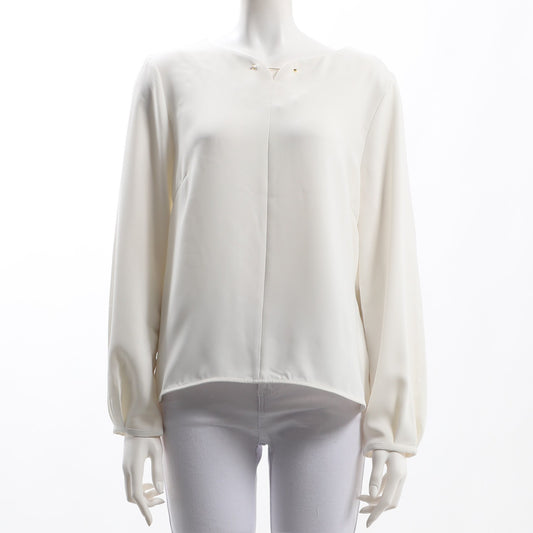 デコルテカッティングブラウス