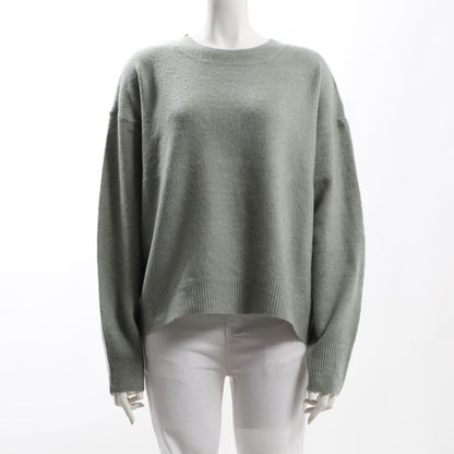 ドロップショルダークルーネックニット