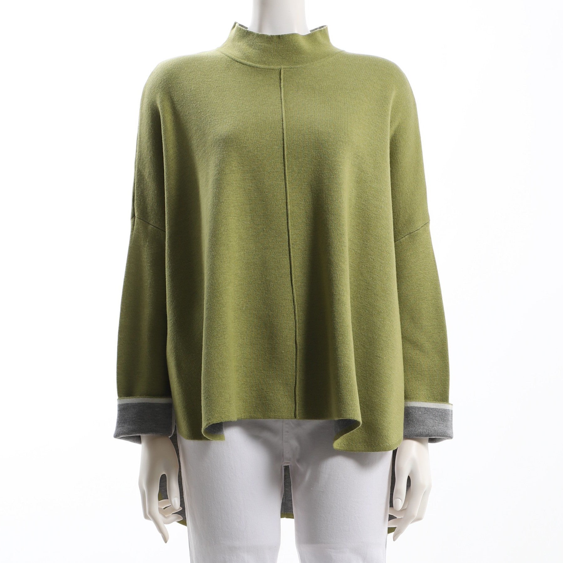 リバーシブルポンチョ風プルオーバー